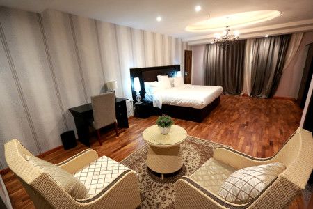 Tivoli Garden Hotel