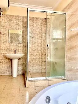 Vintgae Hotel Suites
