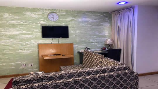 THE AUTOGRAPH EXECUTIVE HOTEL