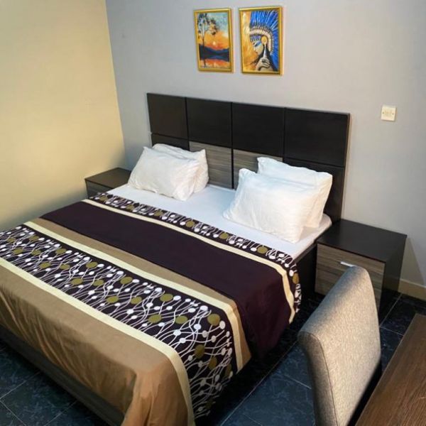 Vintage Hotel Suites