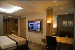 Golden Tulip Oniru