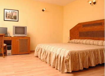 Colonades Hotel