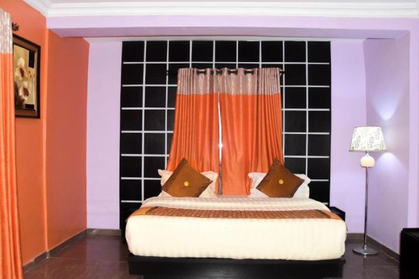 Galphin Suite Deluxe Double Room