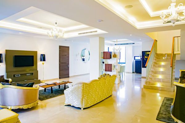 Royal Residence 5 Bedroom Penthouse + 2 BQ