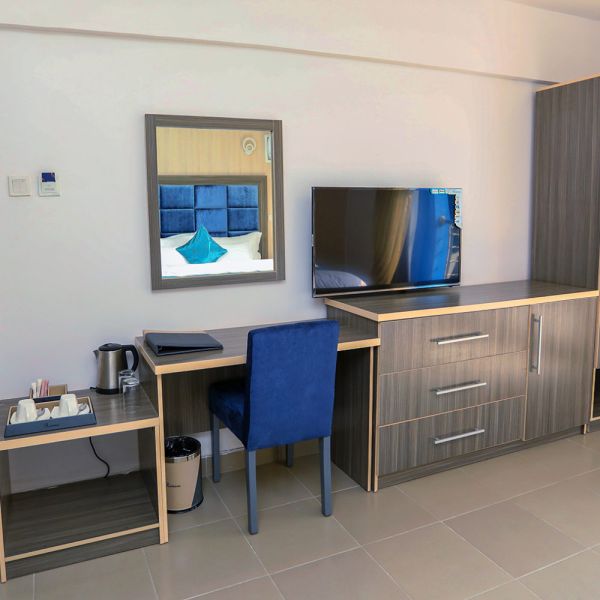 Riviera Suite