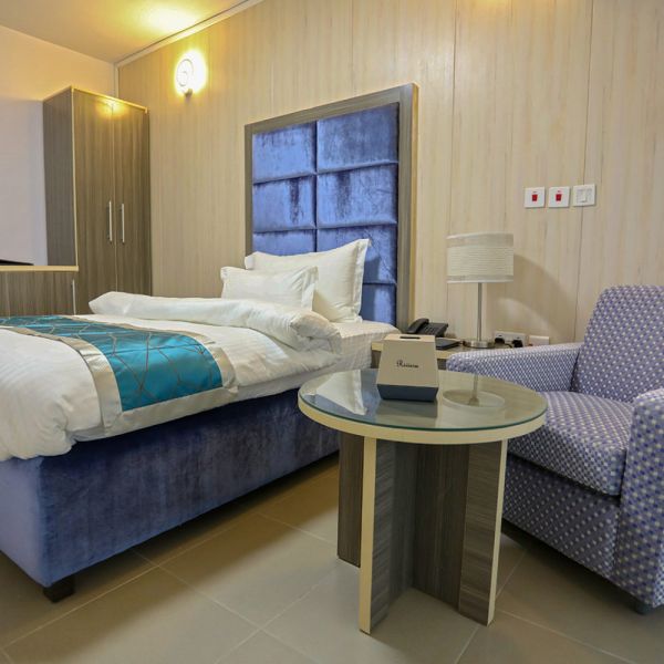 Riviera Suite