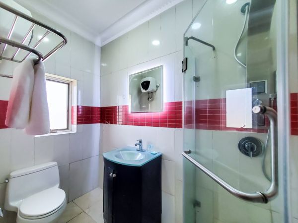 Medallion Mini-Suite