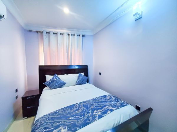 Medallion Mini-Suite