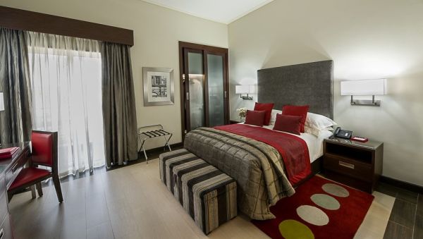 The George Hotel