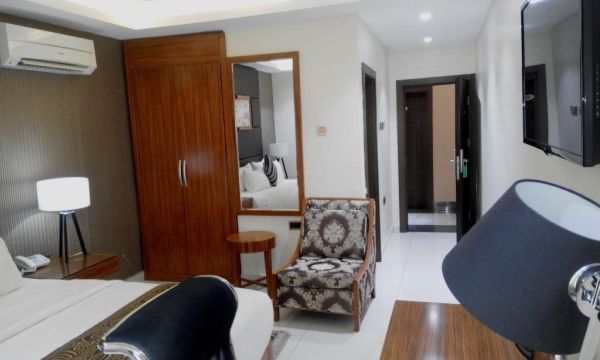 Ikoyi Hotel