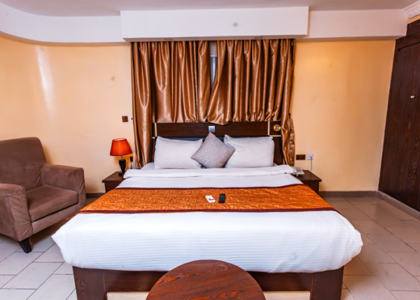 Beni Gold Ikoyi