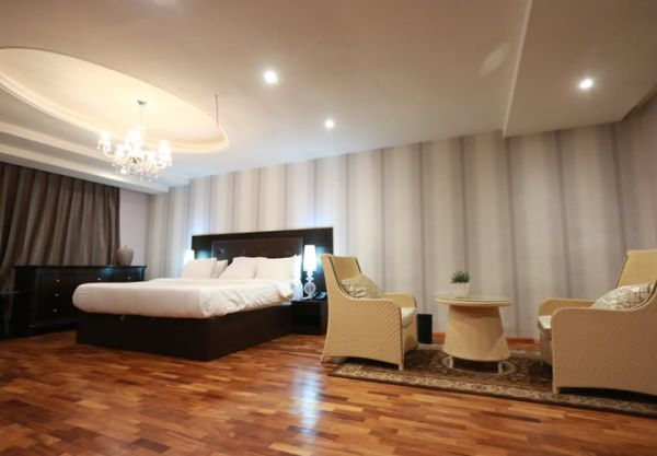 Tivoli Garden Hotel